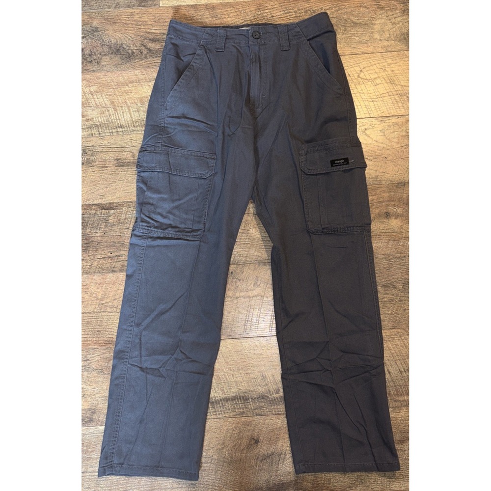 Mens Size 30x30 Wrangler Relaxed Fit Cargo Pants Dark Grey NWT